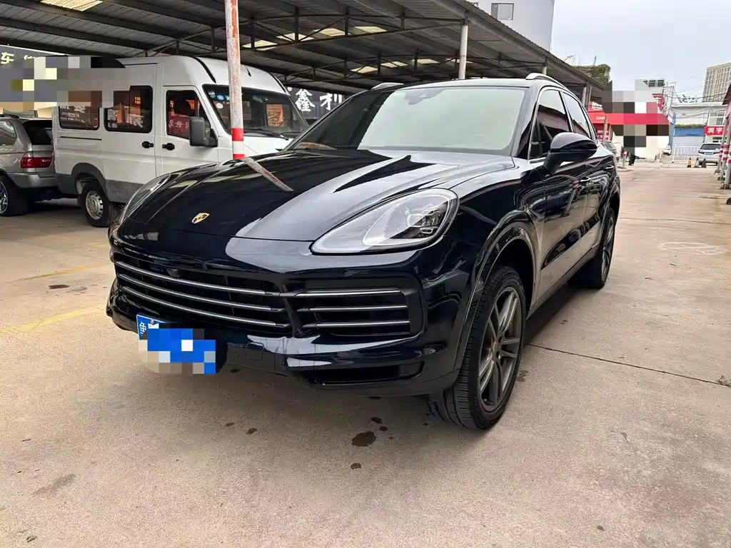 Porsche Cayenne 2021
