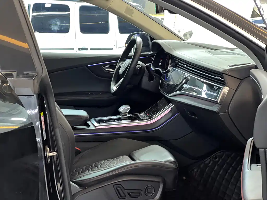Audi Q8 — миниатюра 16