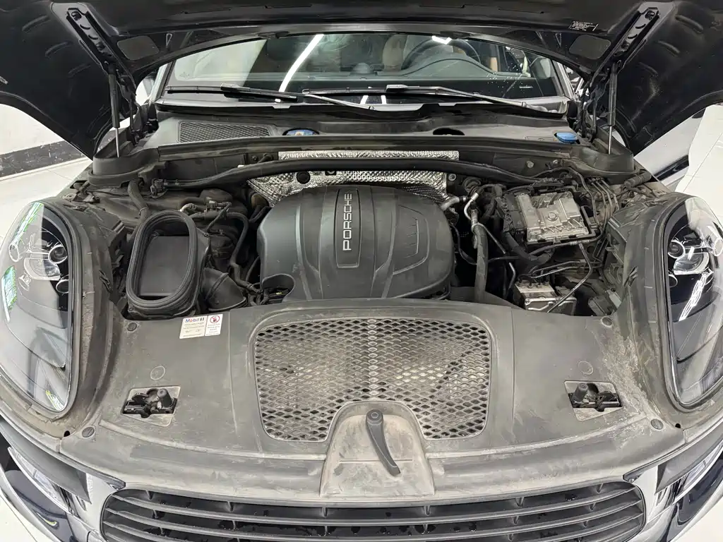 Porsche Macan — миниатюра 15