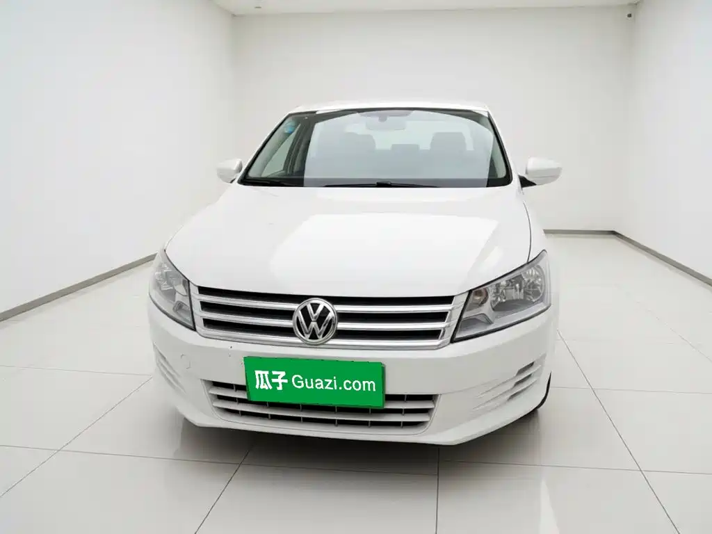 Volkswagen Santana — миниатюра 2