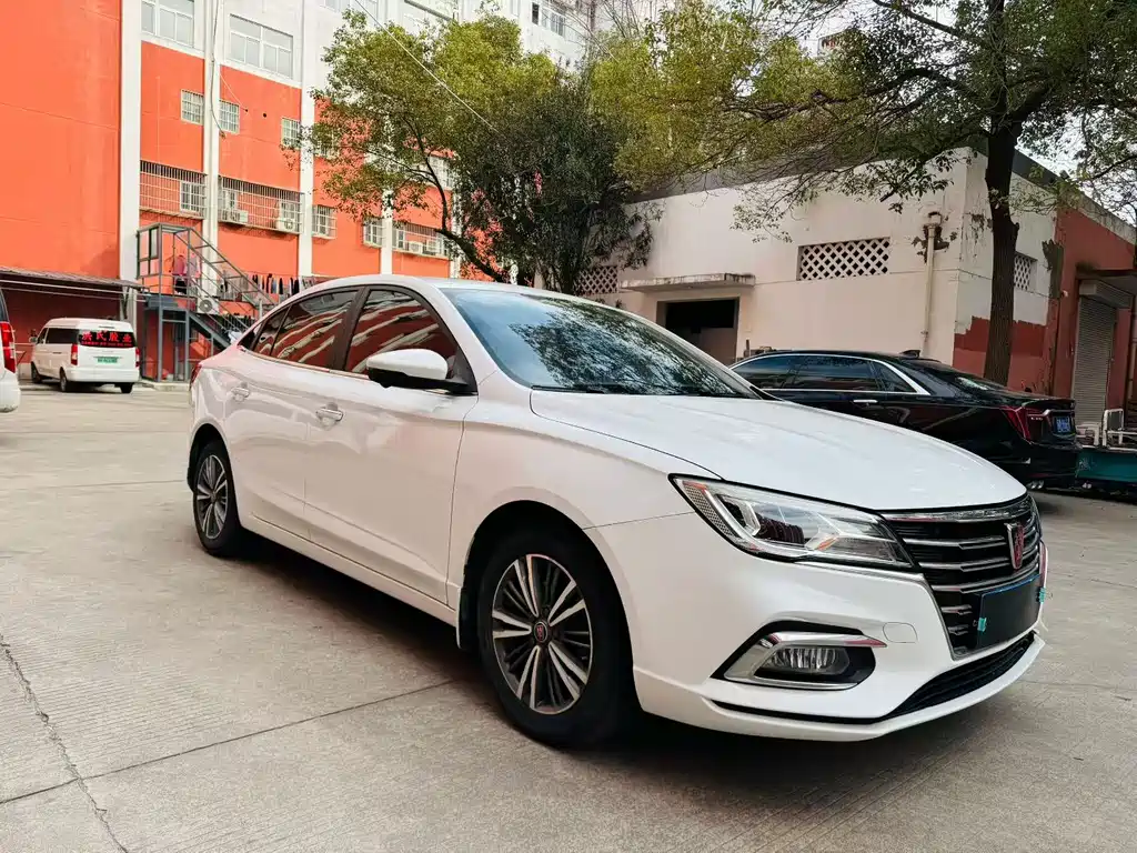 ROEWE I5