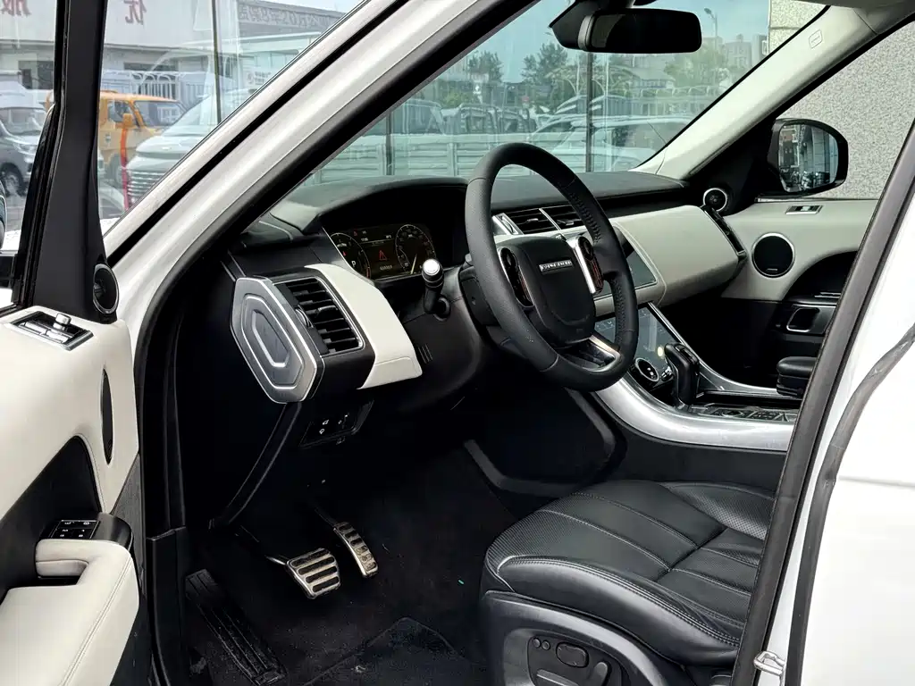 Land Rover Sport — миниатюра 4