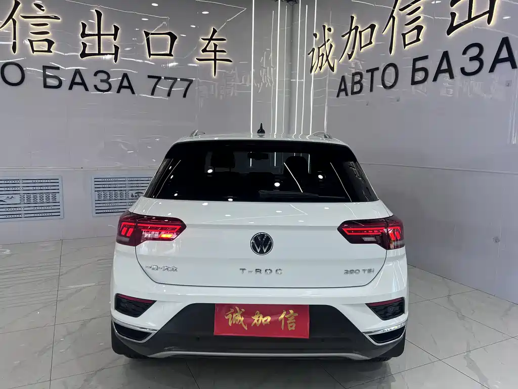 Volkswagen T-Roc 2022 280TSI DSG PLUS
