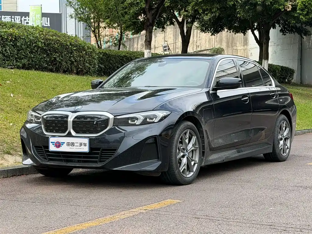 BMW i3 2024