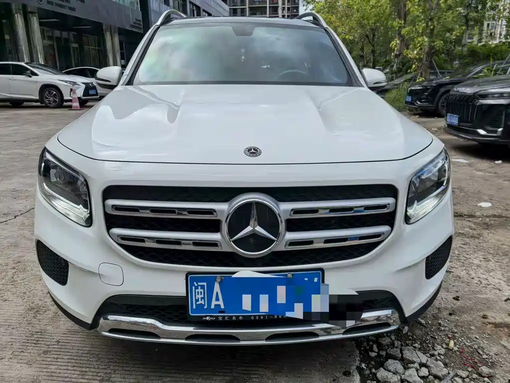Mercedes-Benz GLB — миниатюра 2