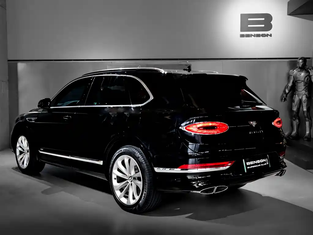 BENTLEY TIMYUE PLUG IN HYBRID