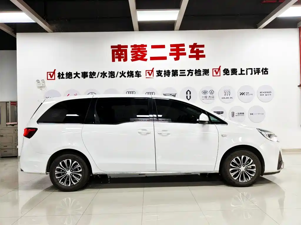 Buick GL8 2023 Comfort