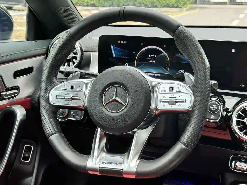 Mercedes-Benz CLA AMG — миниатюра 7