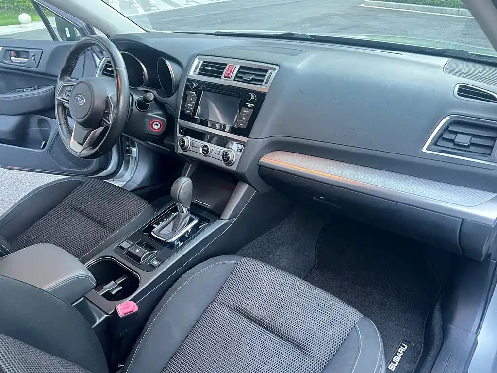 Subaru Legacy — миниатюра 18
