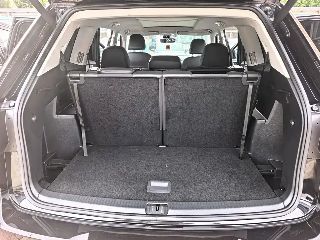 Volkswagen Teramont — миниатюра 12