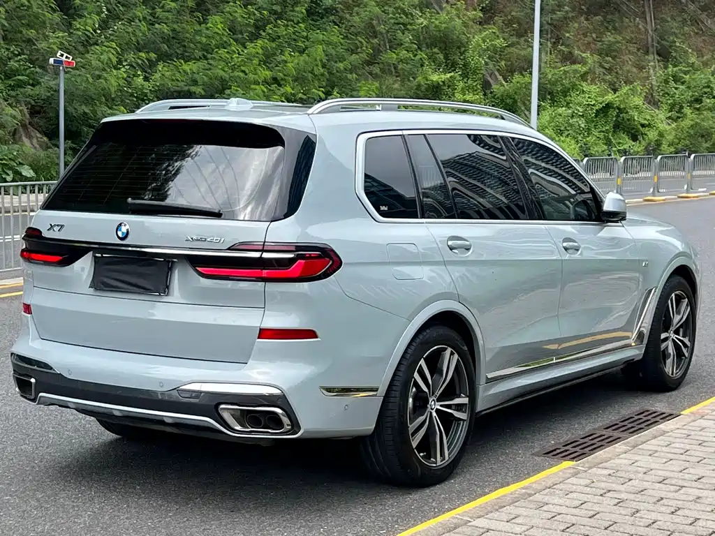 BMW X7 — миниатюра 18