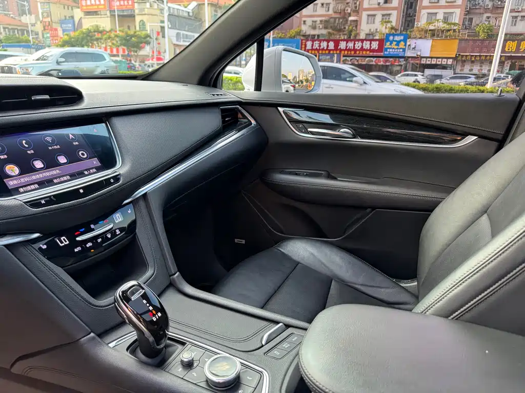 Cadillac XT5 — миниатюра 9
