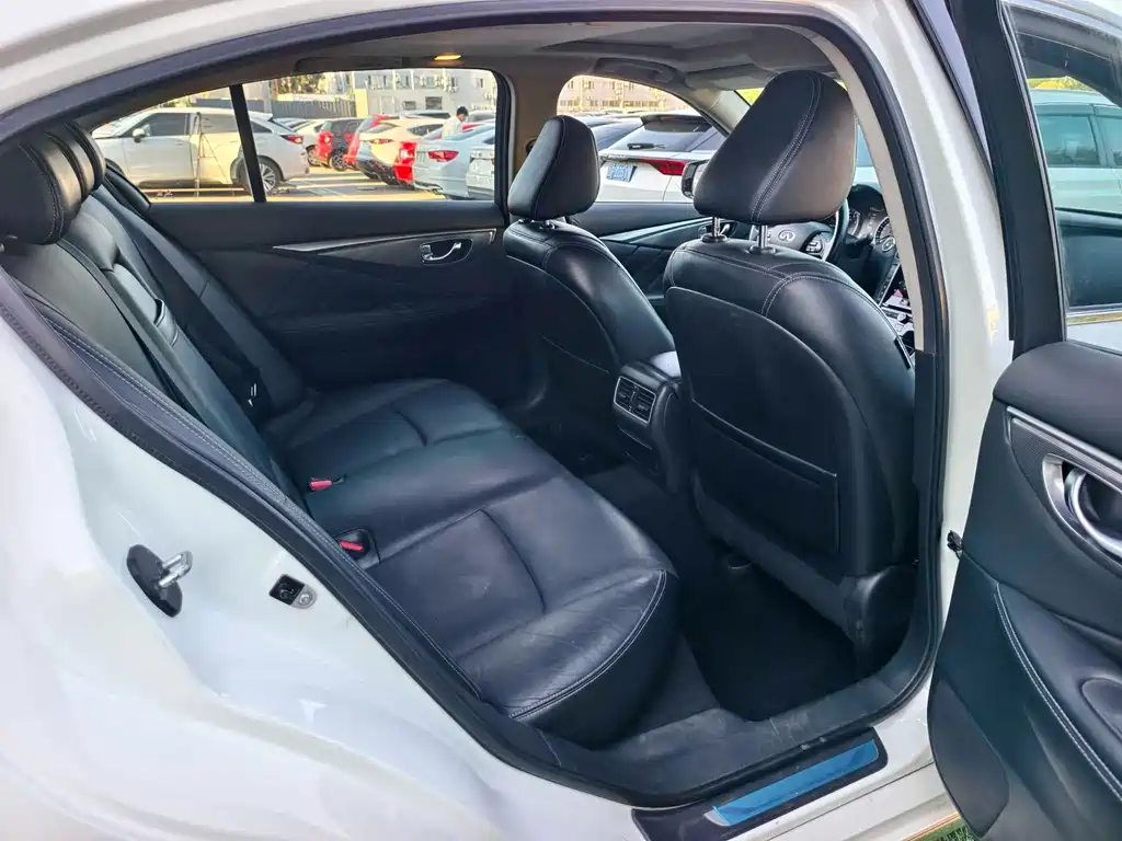 Infiniti Q50L — миниатюра 17