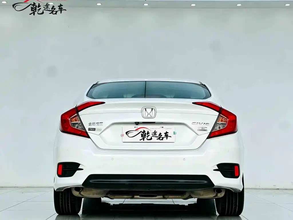 Honda Civic — миниатюра 6