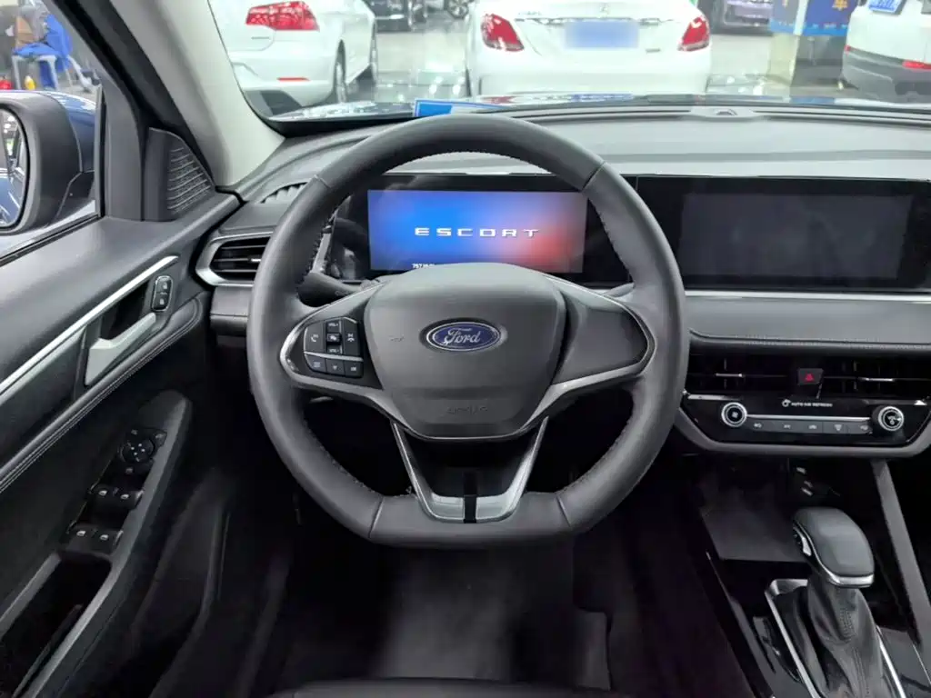 Ford Escort — миниатюра 11