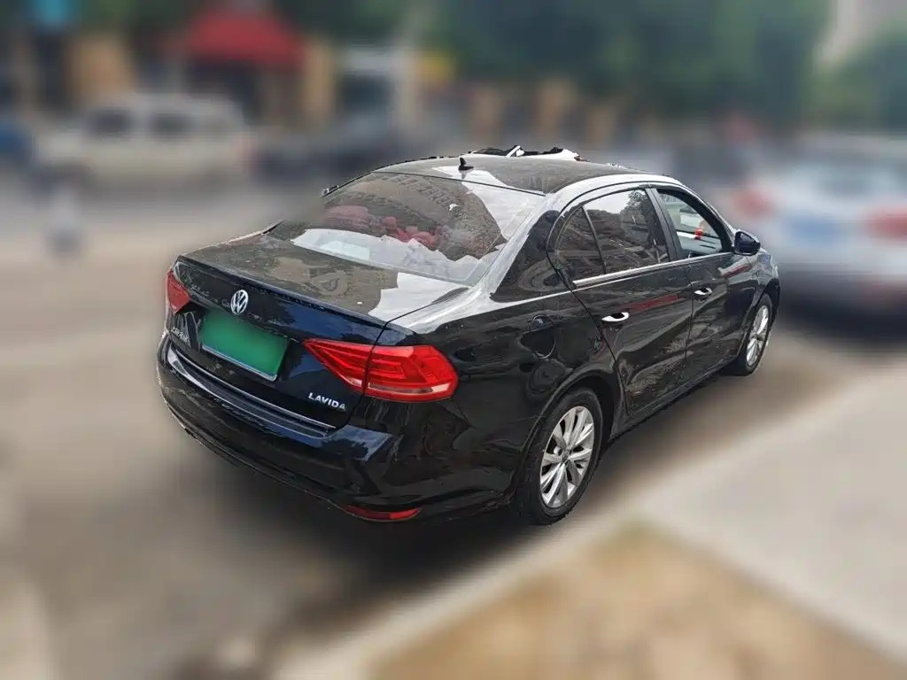 Volkswagen Lavida — миниатюра 4