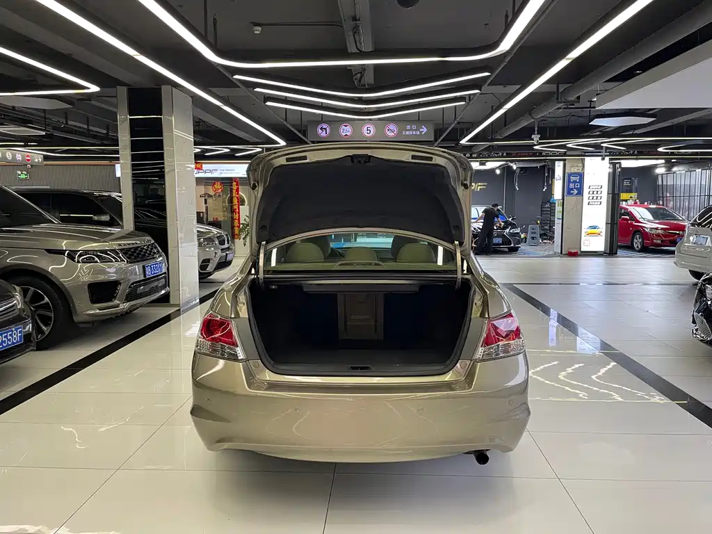 Honda Accord — миниатюра 31
