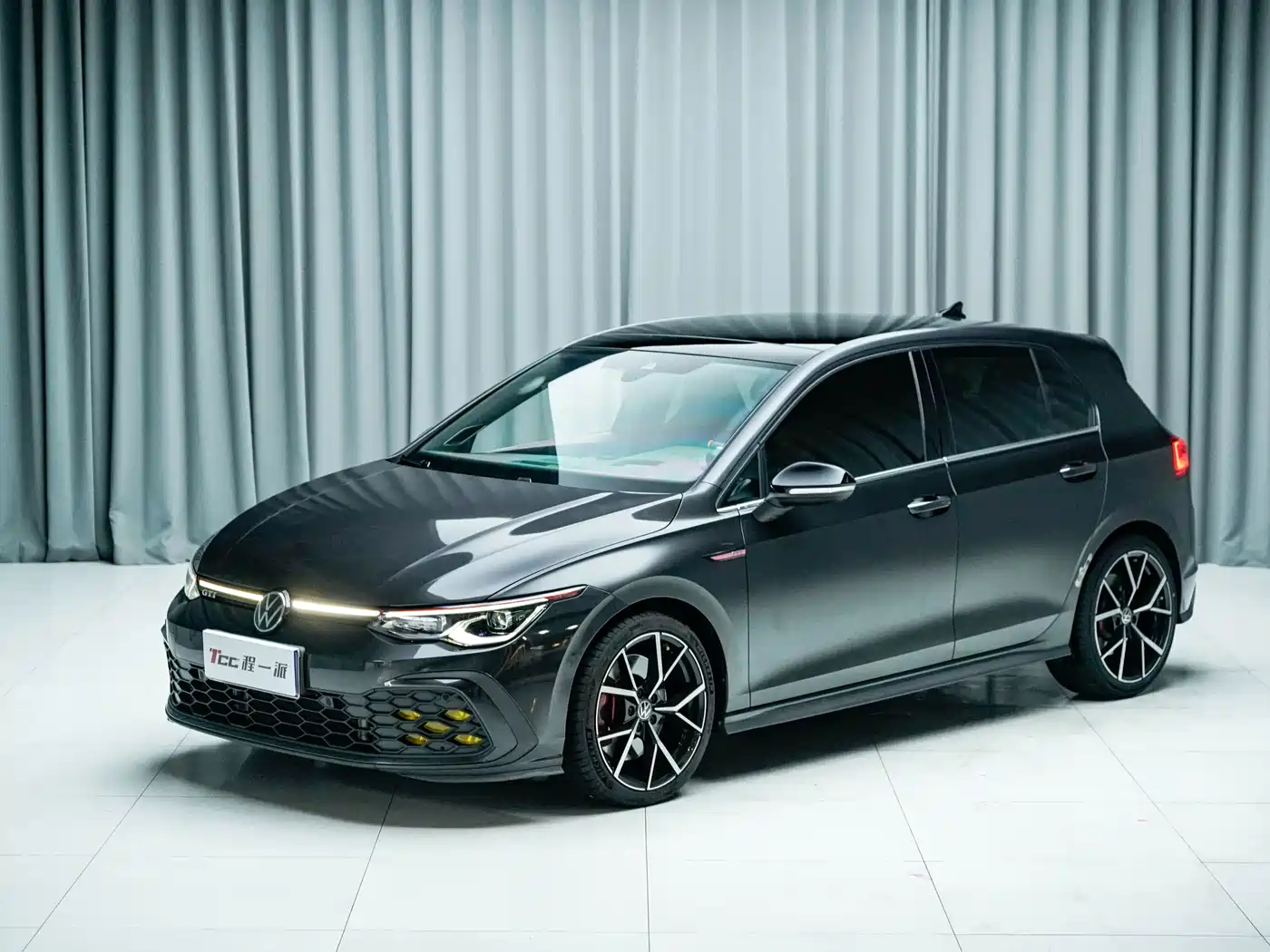 高尔夫GTI 2021款 改款 380TSI DSG GTI 2023