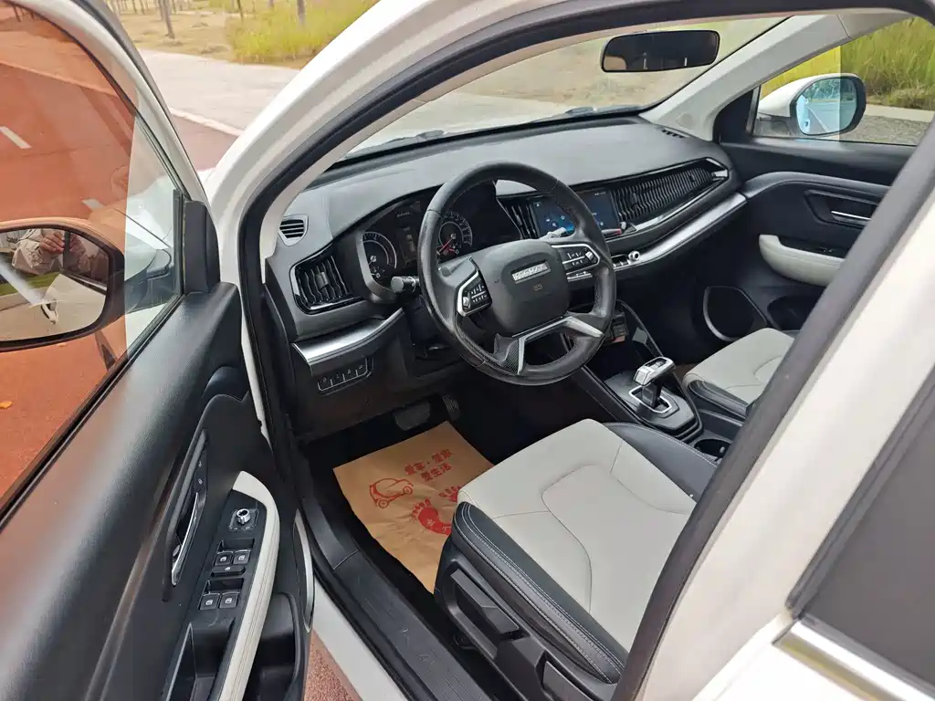 Haval H2s — миниатюра 6
