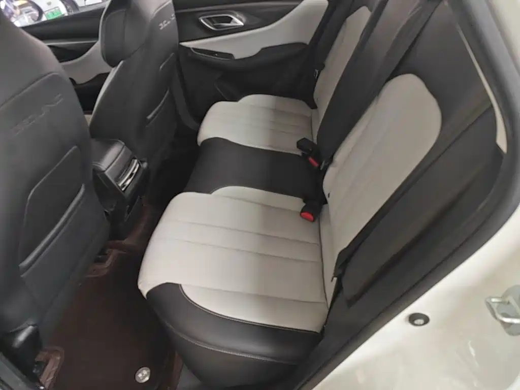 BAIC EU5 Plus — миниатюра 17