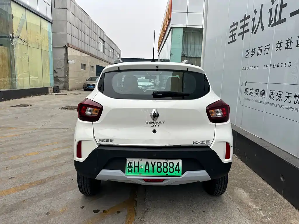 Renault City K-ZE — миниатюра 5
