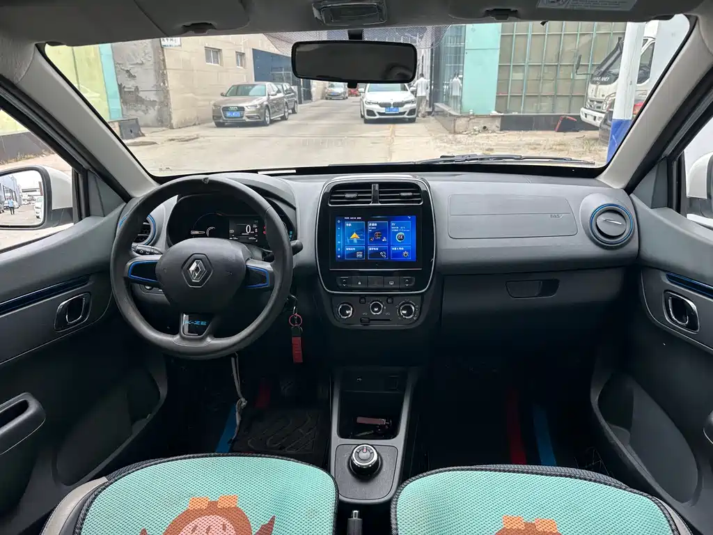 Renault City K-ZE — миниатюра 8