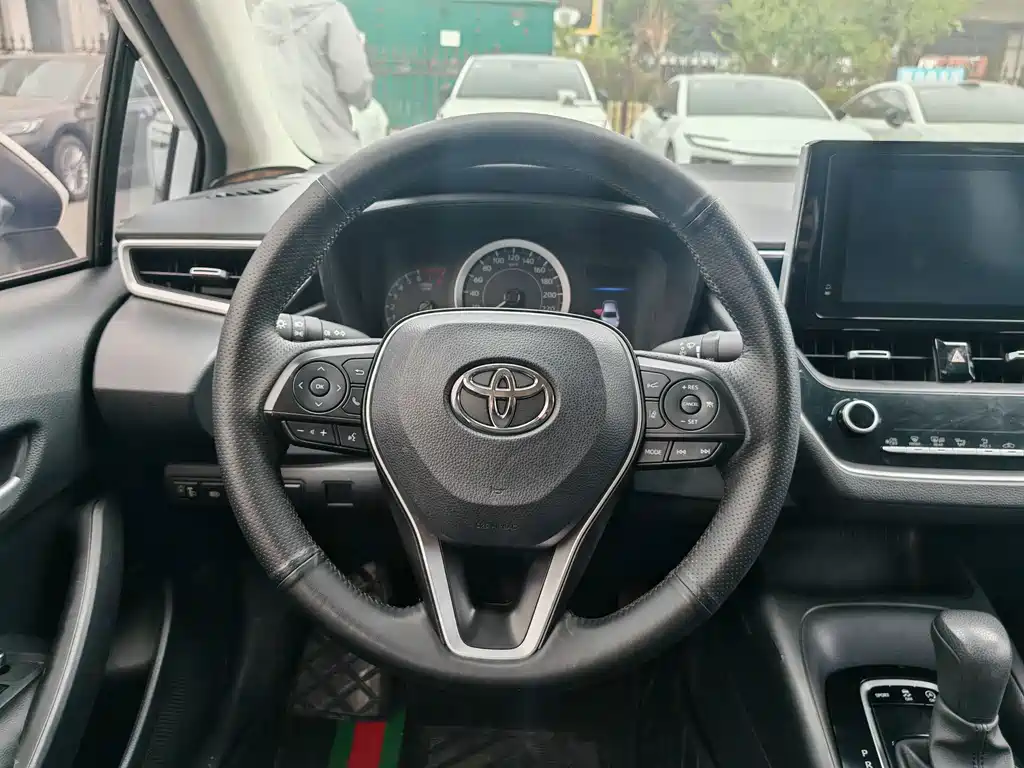 Toyota Corolla — миниатюра 6