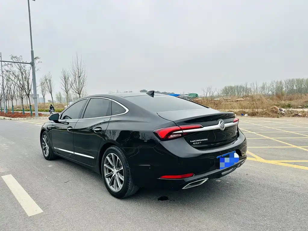 Buick LaCrosse 2020 652T Luxury
