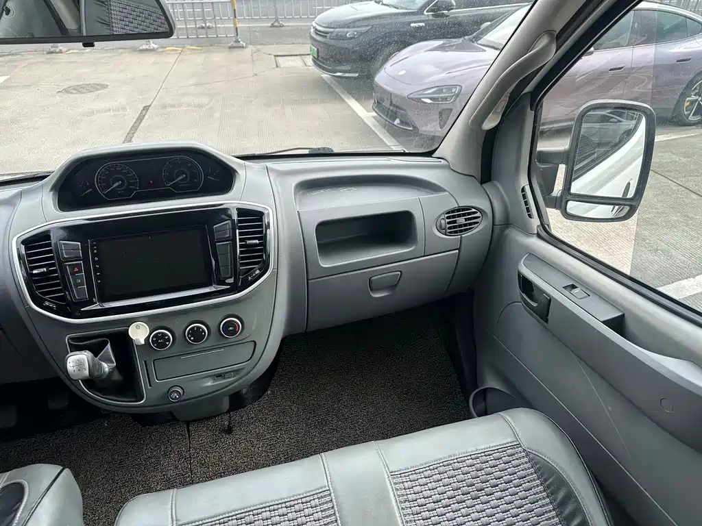 SAIC MAXUS XINTU V80