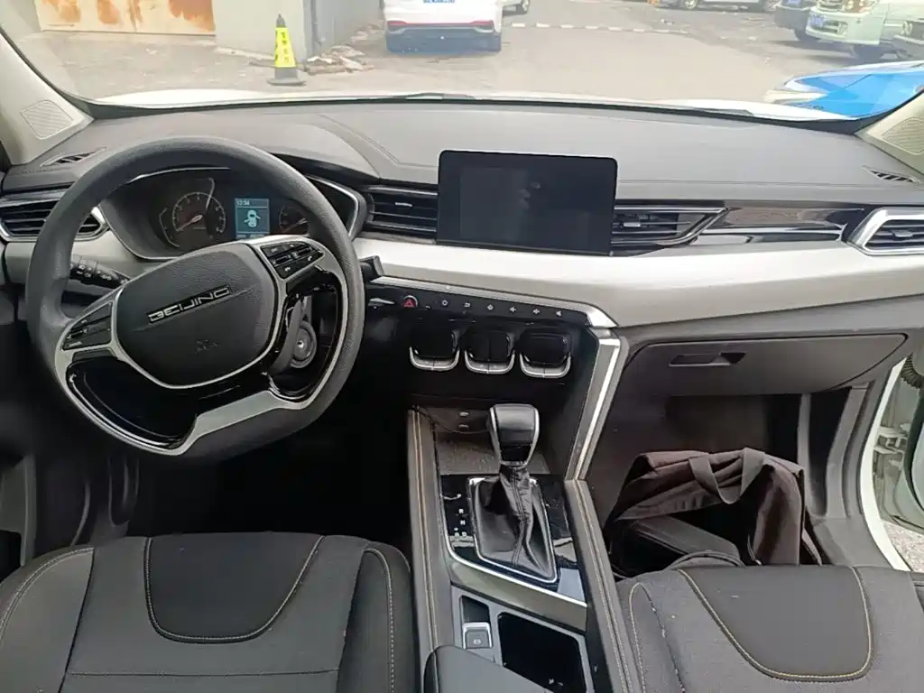 BAIC X3 — миниатюра 10