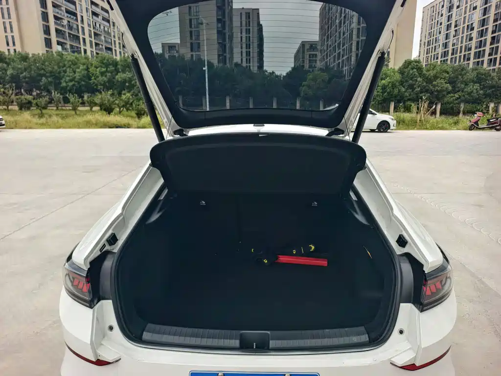 Volkswagen Lamando — миниатюра 11