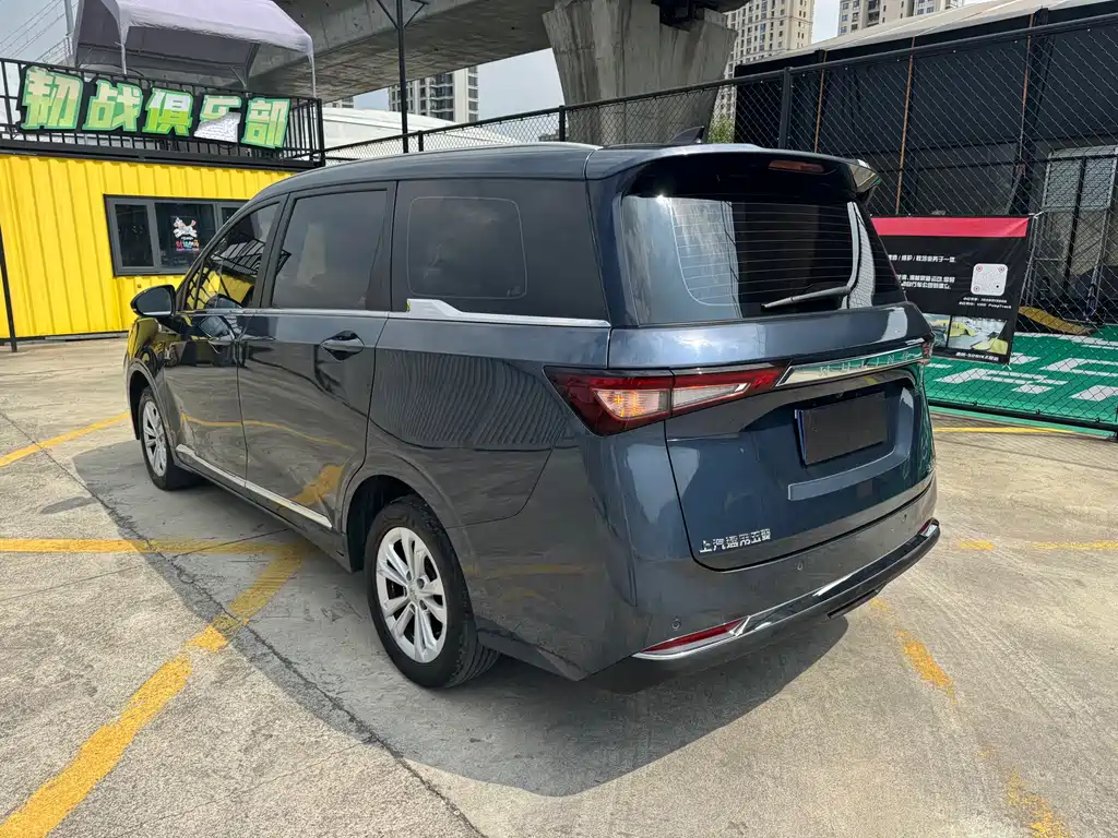 Wuling Jiachen — миниатюра 8