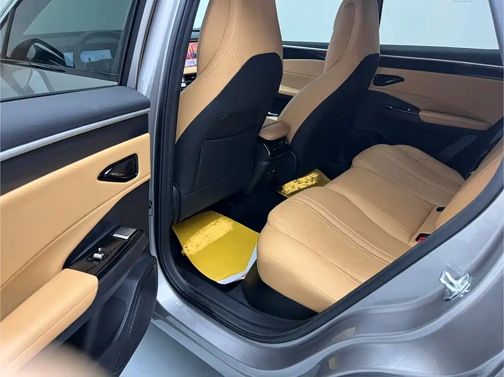 GEELY GALAXY GALAXY L7