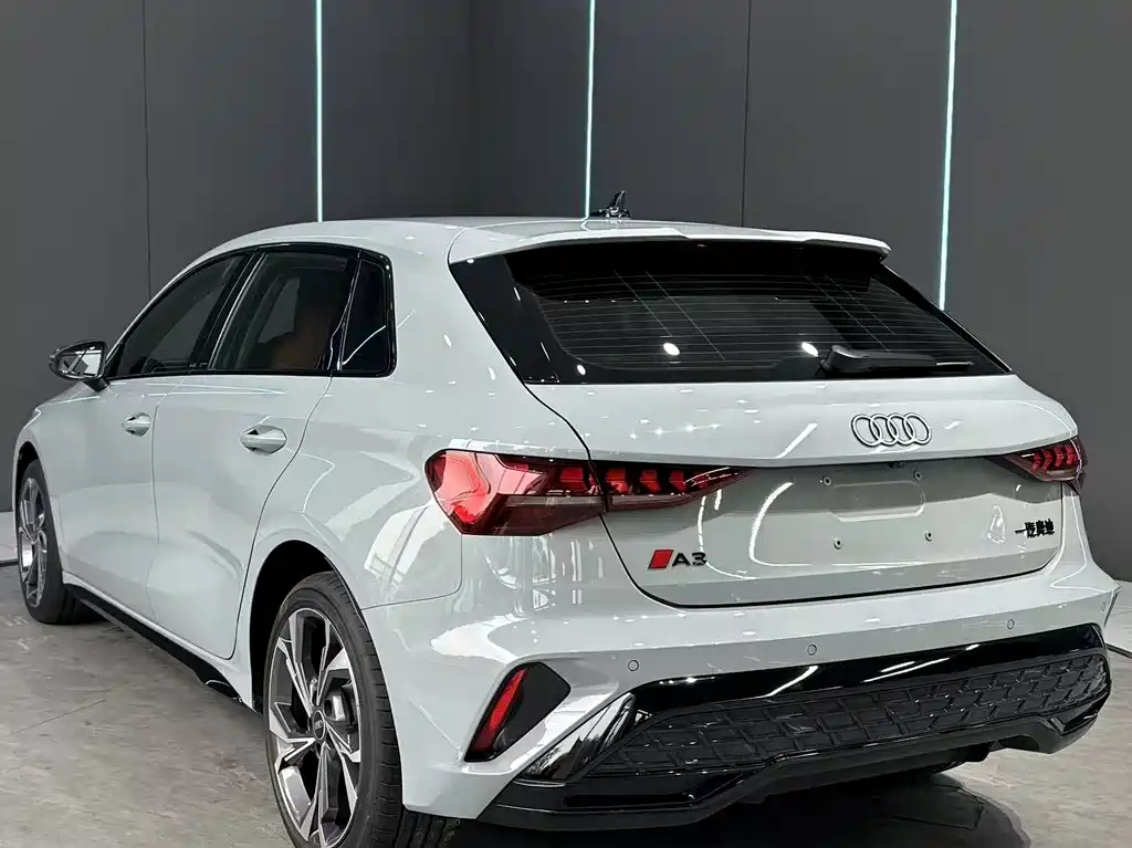 Audi A3 2025 Sportback 35TFSI Premium