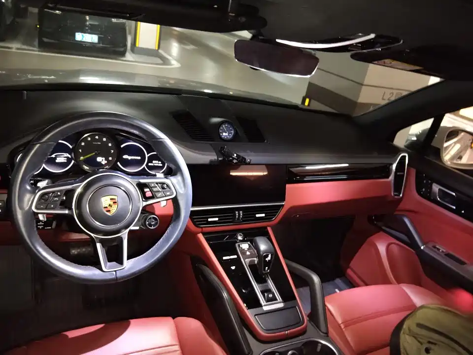 Porsche Cayenne Hybrid — миниатюра 3
