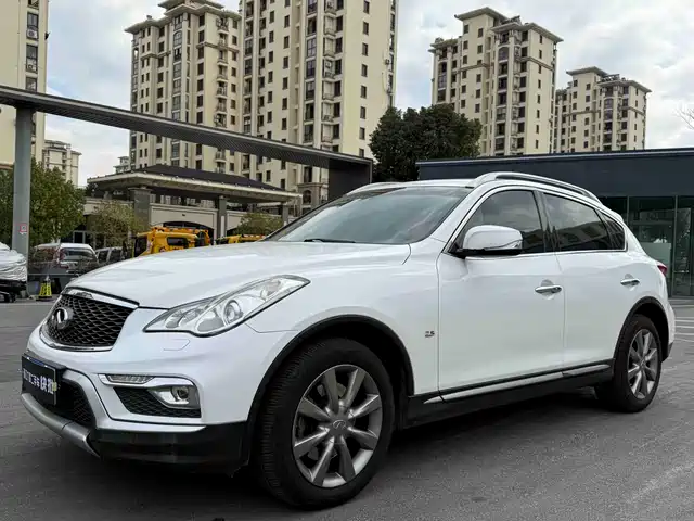 INFINITI QX50 2016