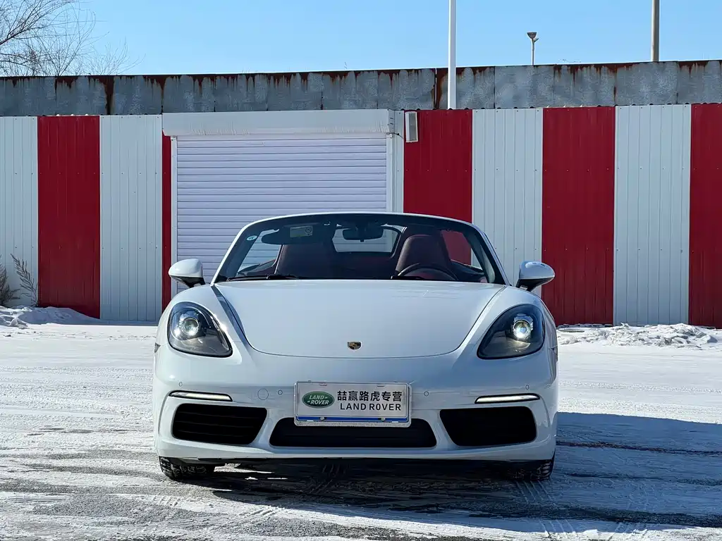 PORSCHE 718