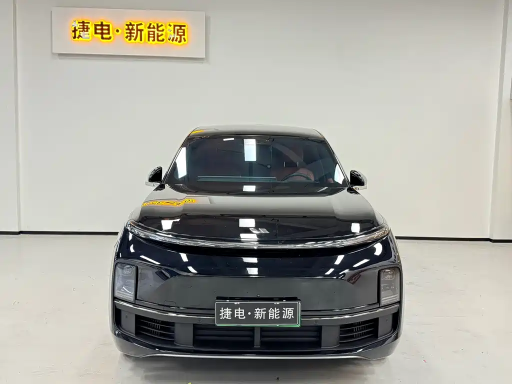 Li Auto IDEAL L8