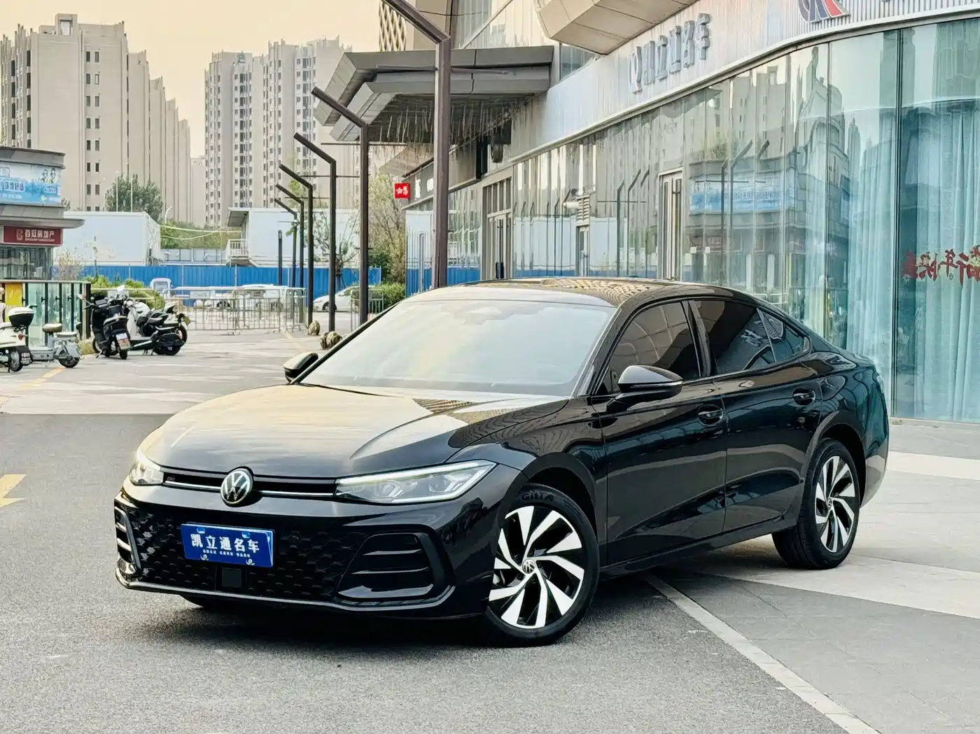 帕萨特 2025款 Pro 380TSI 星空龙耀版 2025
