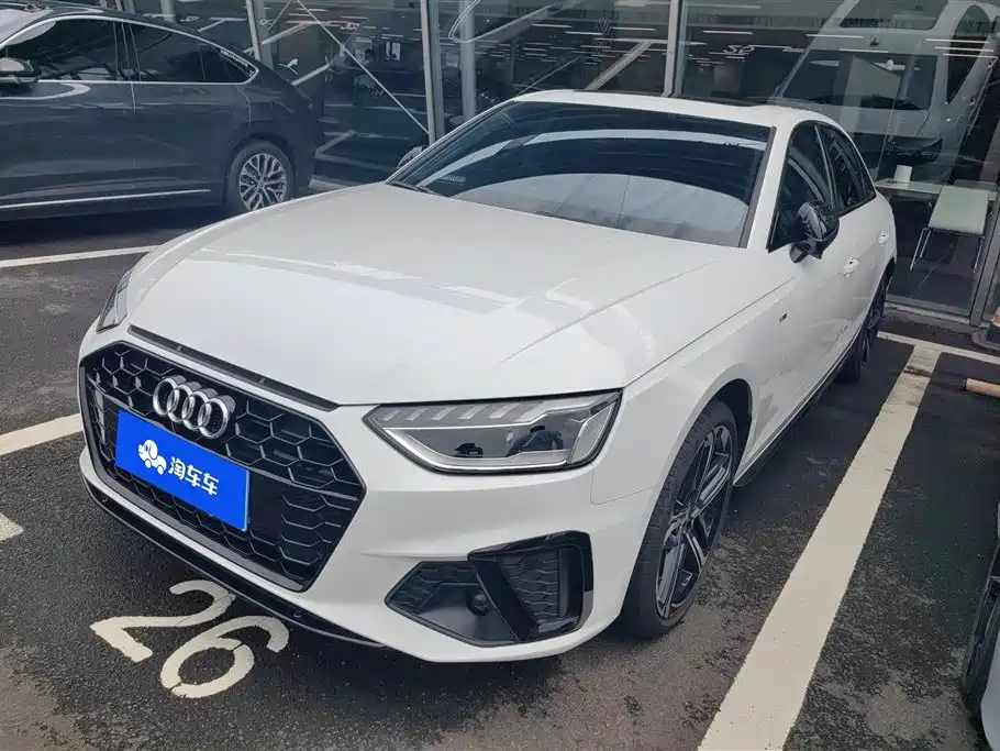 Audi A4L 2025