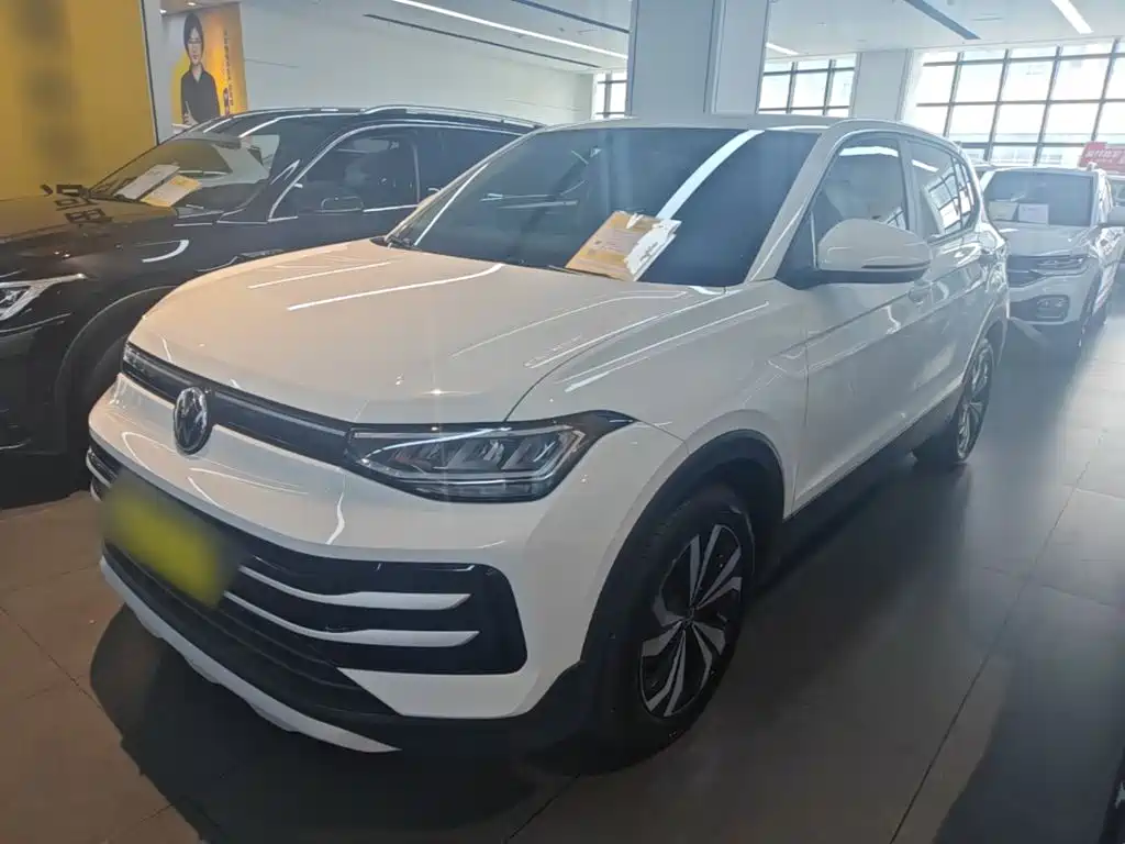 Volkswagen Tharu — миниатюра 2