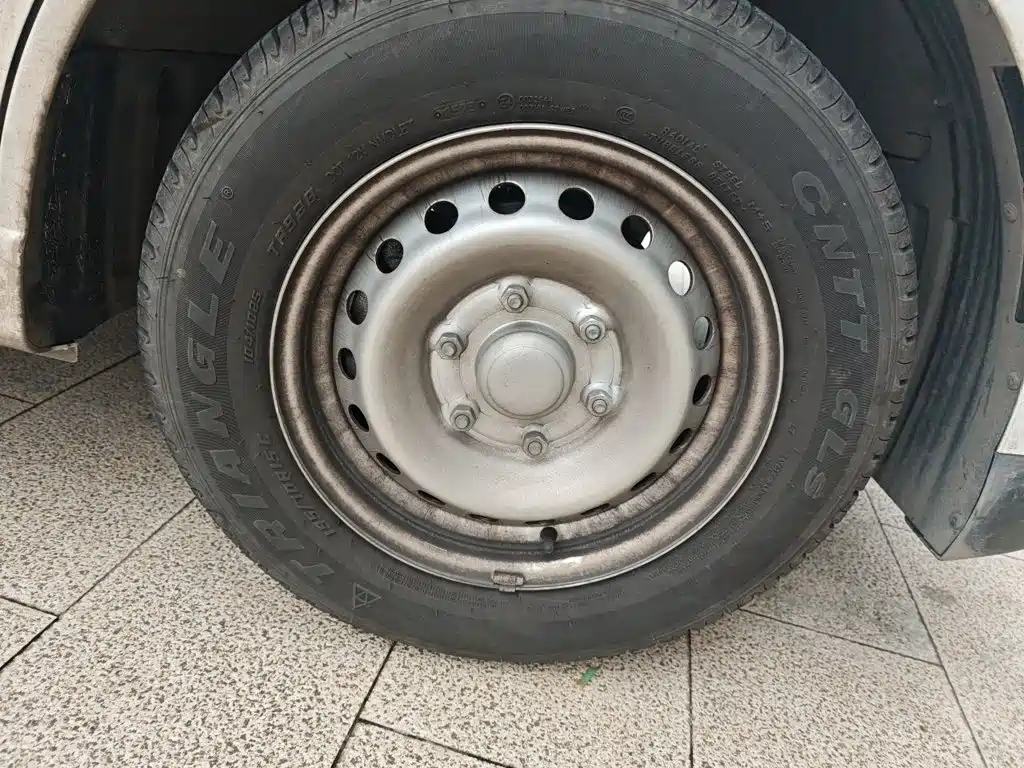 Wuling Yangguang — миниатюра 25