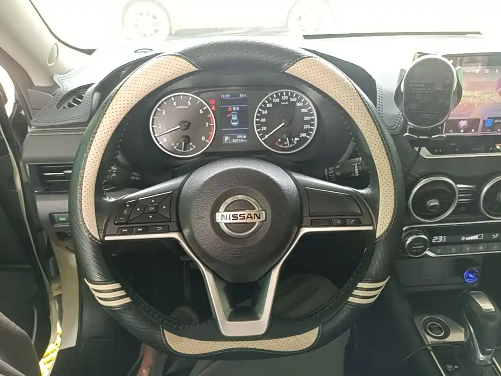 Nissan Sylphy — миниатюра 11