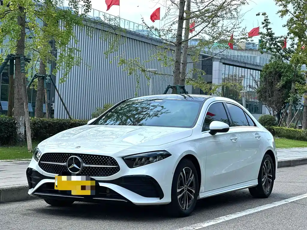 MERCEDES-BENZ A CLASS