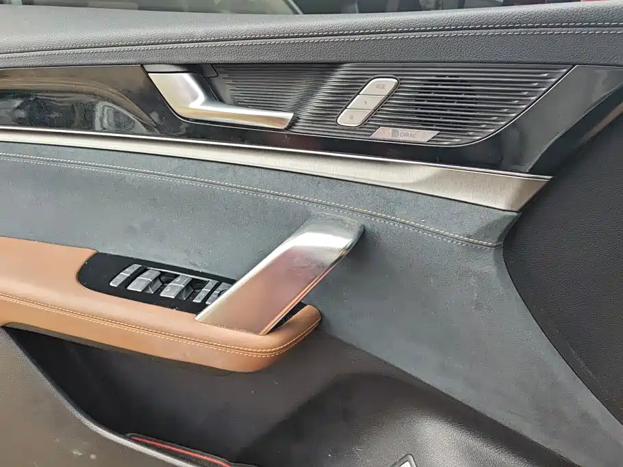 BYD Tang New Energy — миниатюра 7
