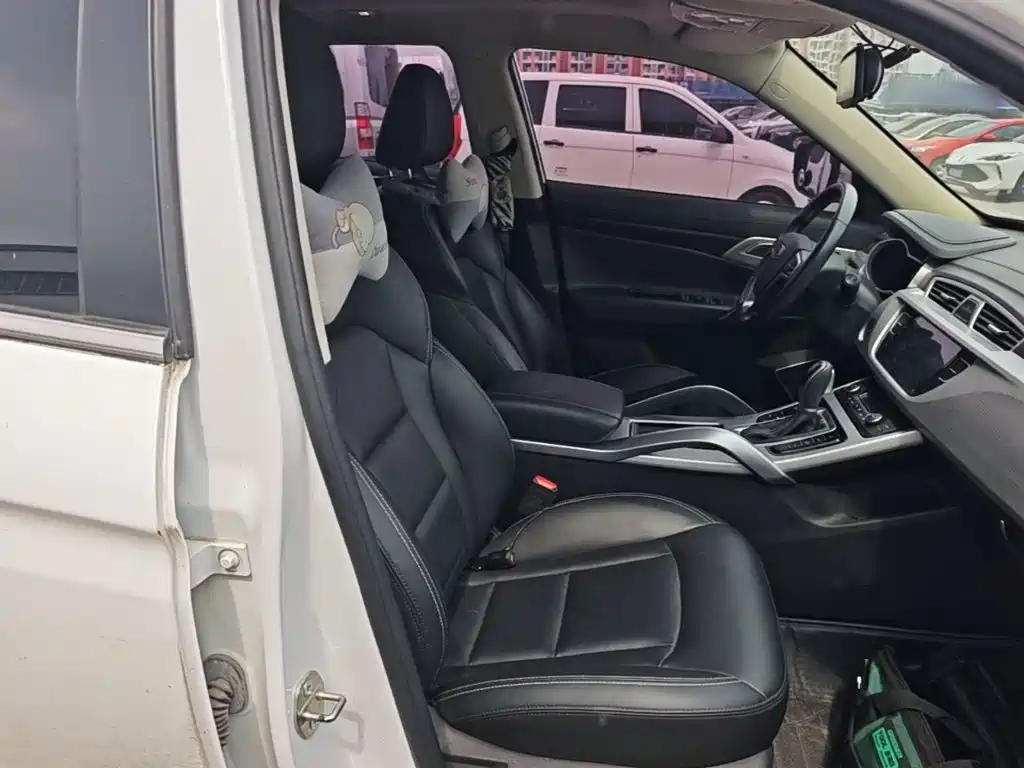 Geely Boyue — миниатюра 25