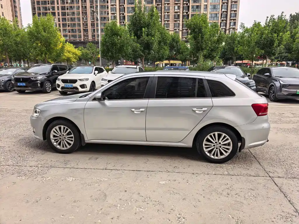 Volkswagen Gran Lavida — миниатюра 10