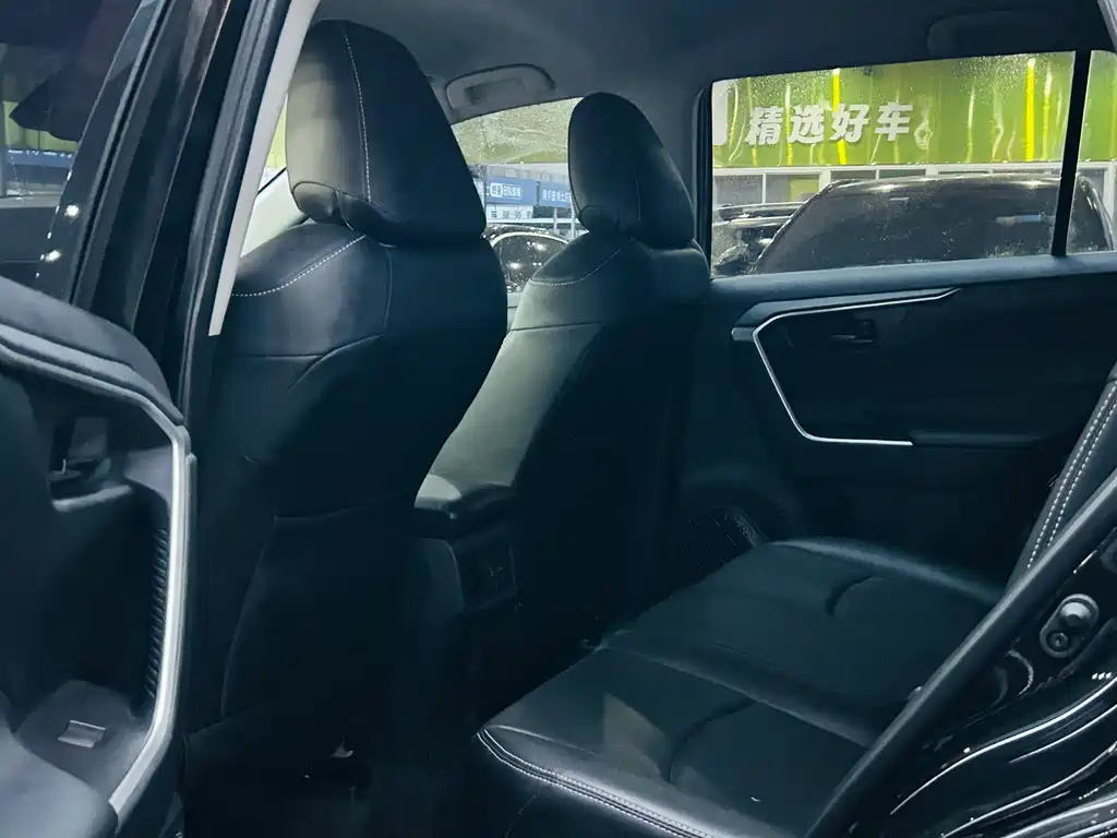 TOYOTA RAV4 RONGFANG