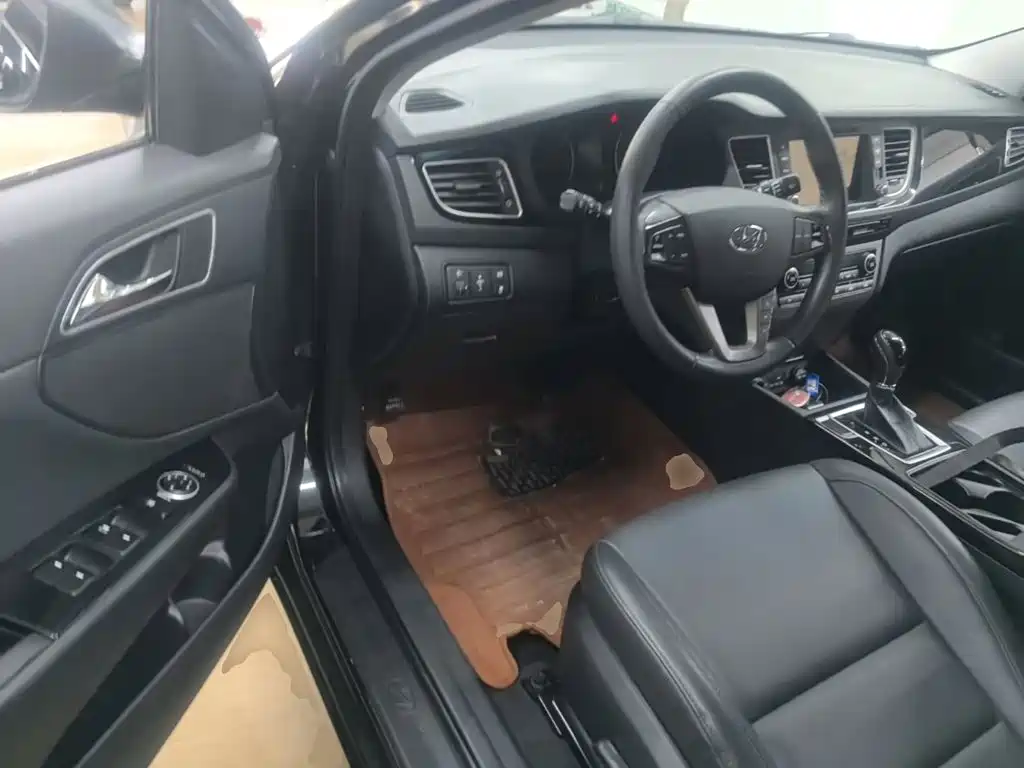 Hyundai Mistra — миниатюра 16