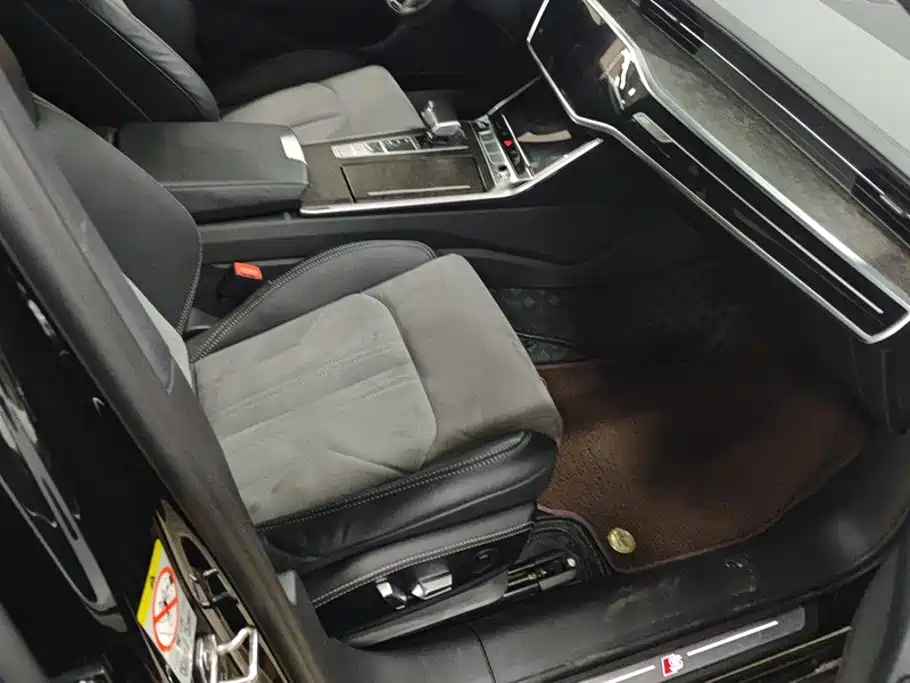 Audi A6L 2023 45 TFSI